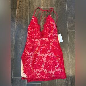 Tobi Scarlet Lace Dress